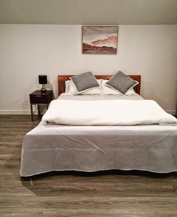Modern & Cosy Studio Unit On Island Bay Beachfront Wellington Bagian luar foto