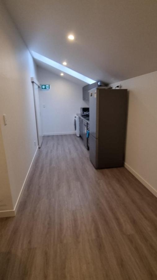 Modern & Cosy Studio Unit On Island Bay Beachfront Wellington Bagian luar foto